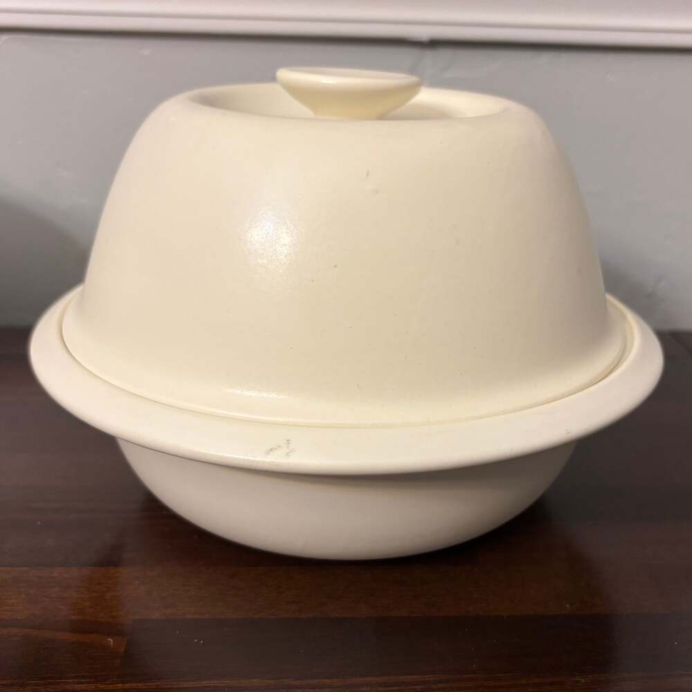Large Kinto Lidded Baker Beautiful Ceramic Finish Quality Japanese Construction
